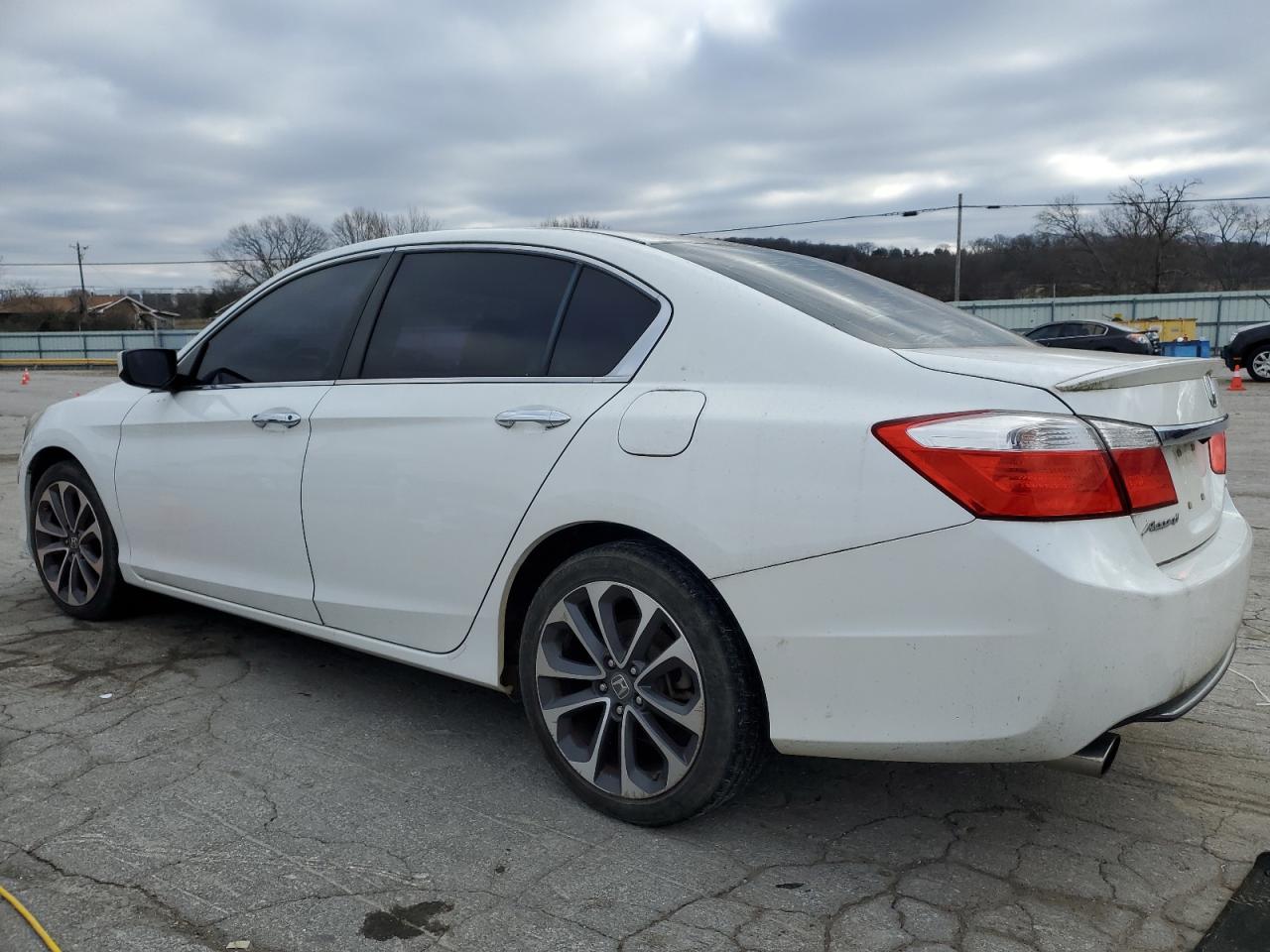 2015 Honda Accord - Image 2