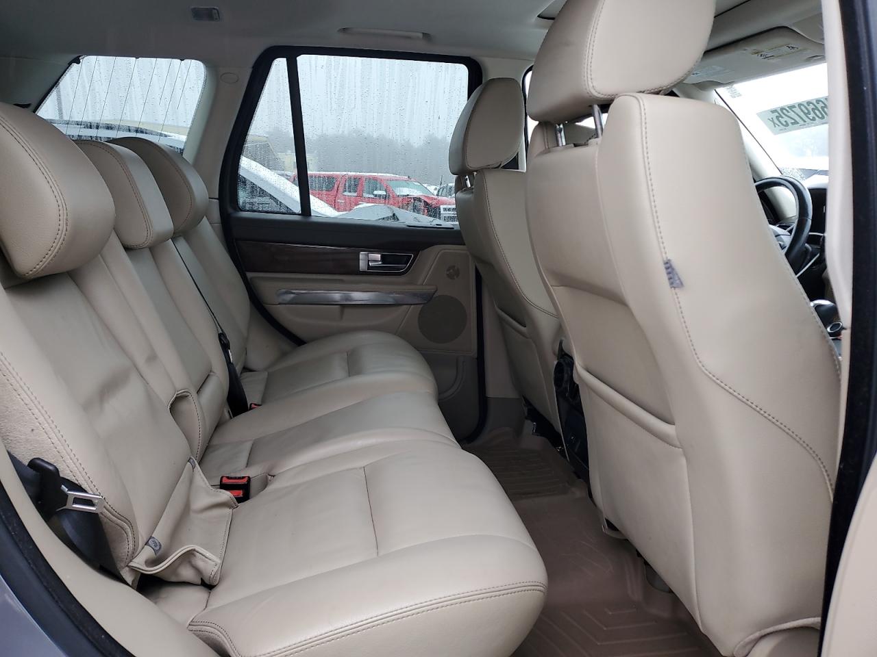 2013 Land Rover Range Rover - Image 11