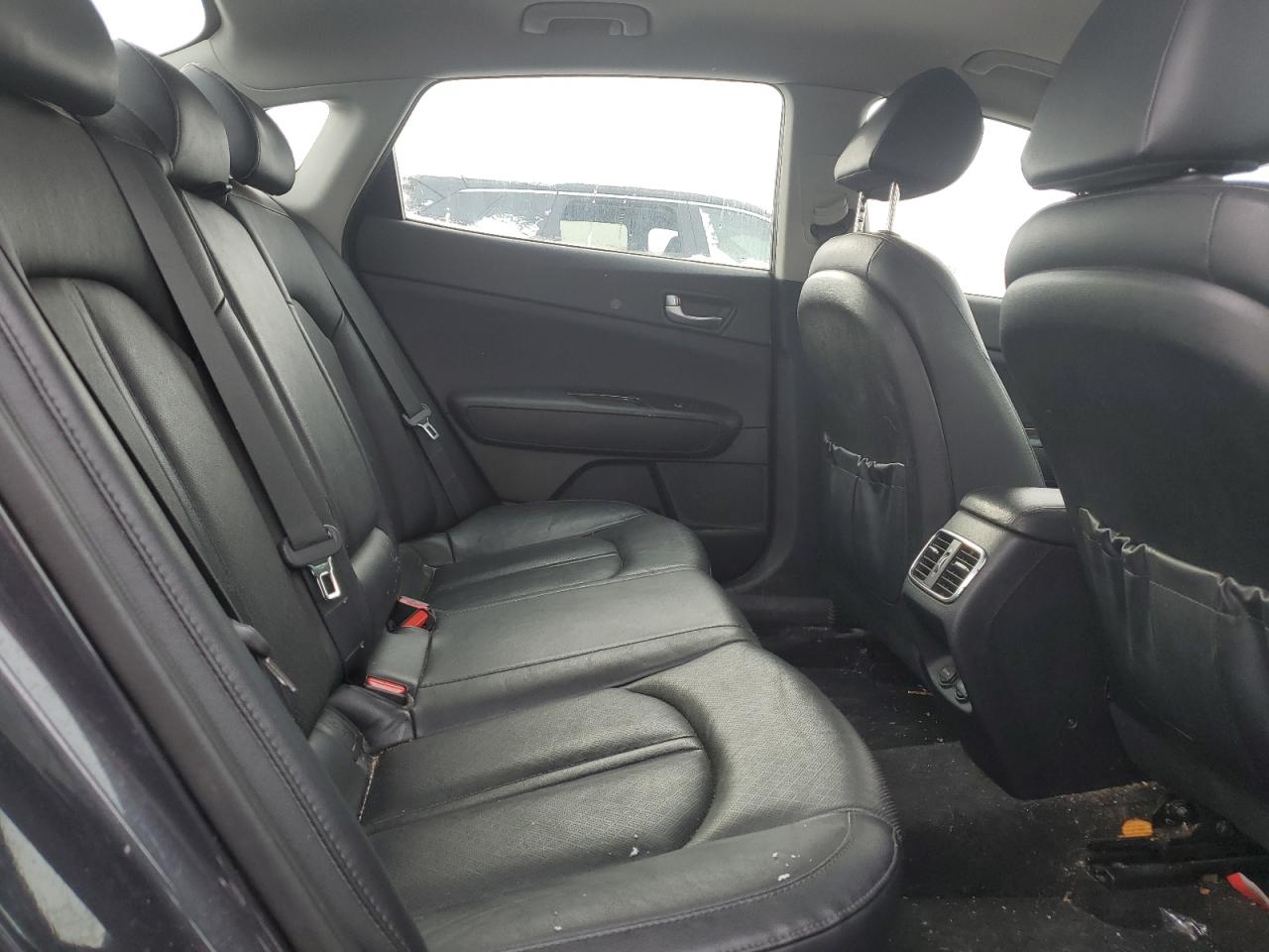 2018 Kia Optima - Image 10