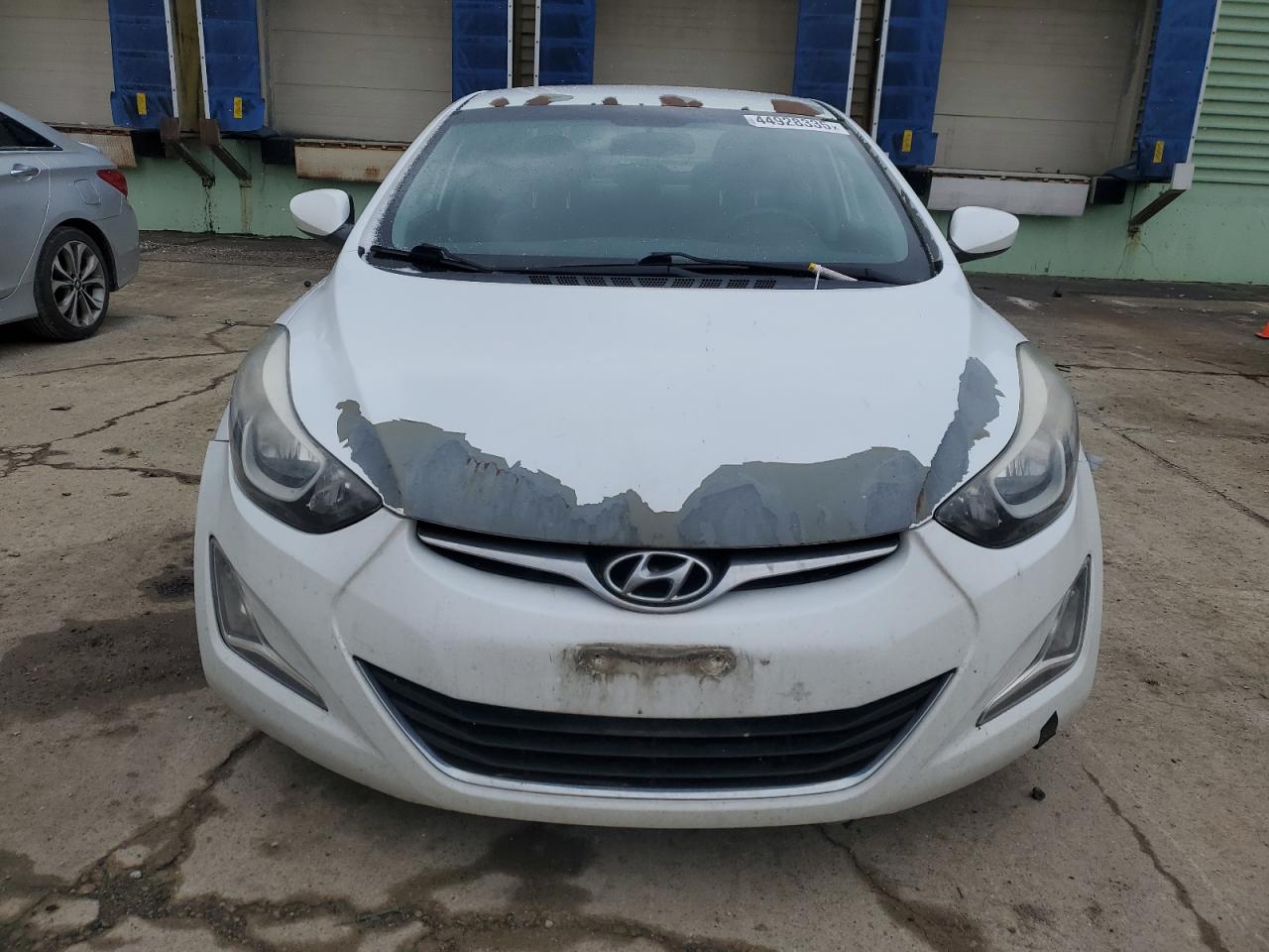 2015 Hyundai Elantra - Image 5