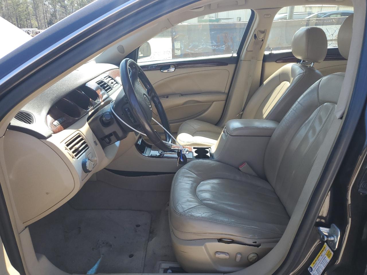 2008 Buick Lucerne - Image 7
