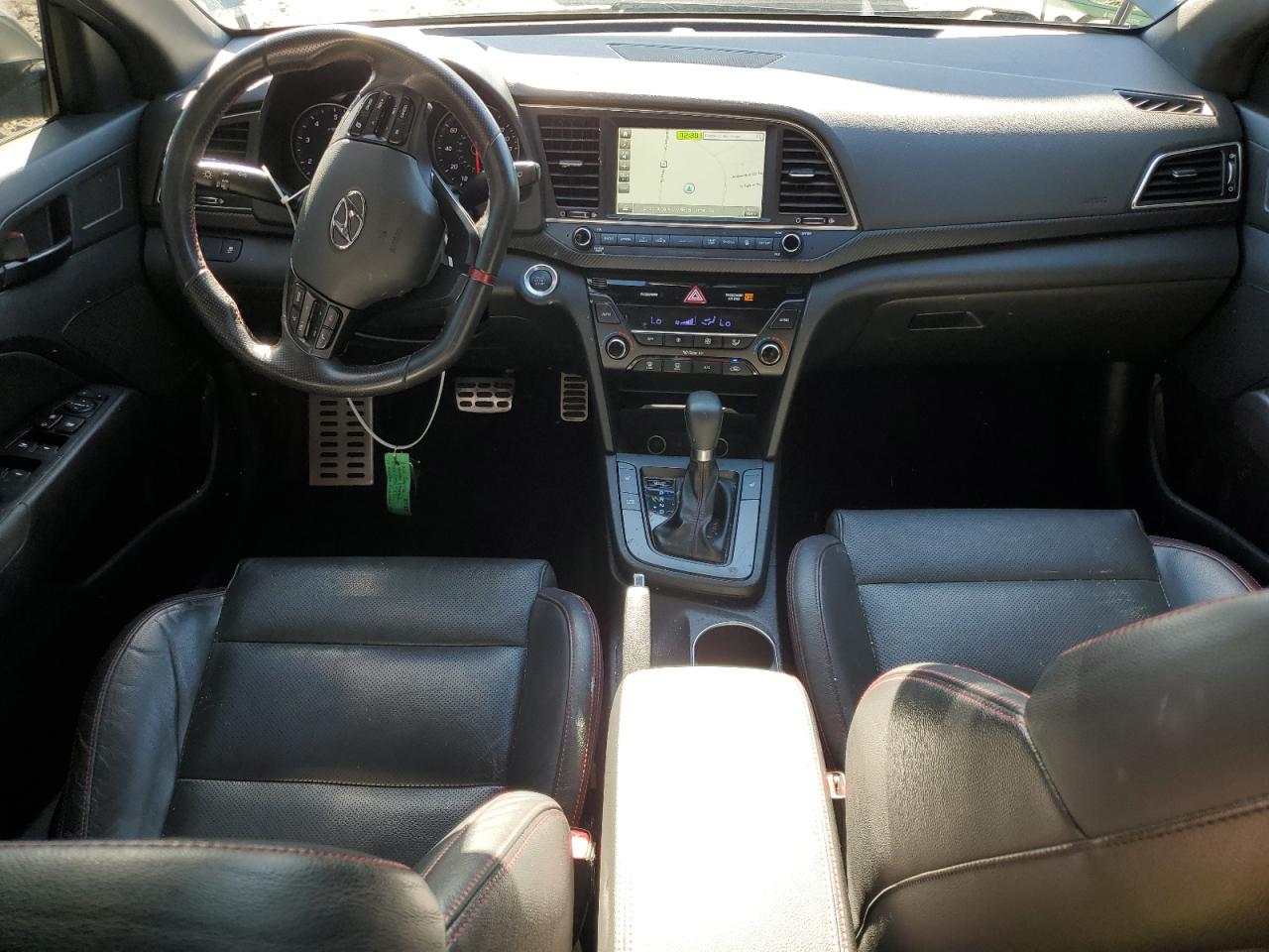 2017 Hyundai Elantra - Image 8