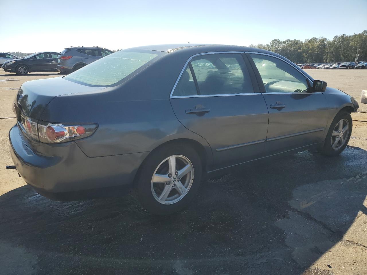 2003 Honda Accord - Image 3