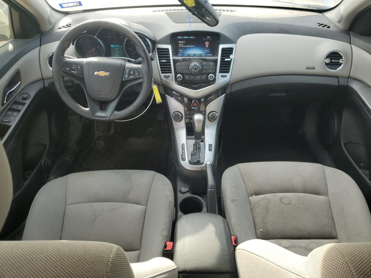 2015 Chevrolet Cruze - Image 9