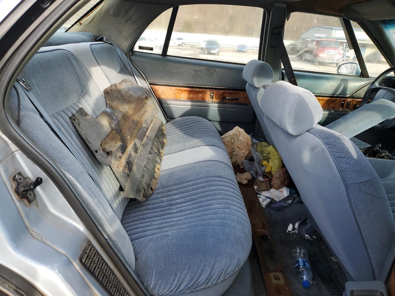 1996 Buick LeSabre - Image 10