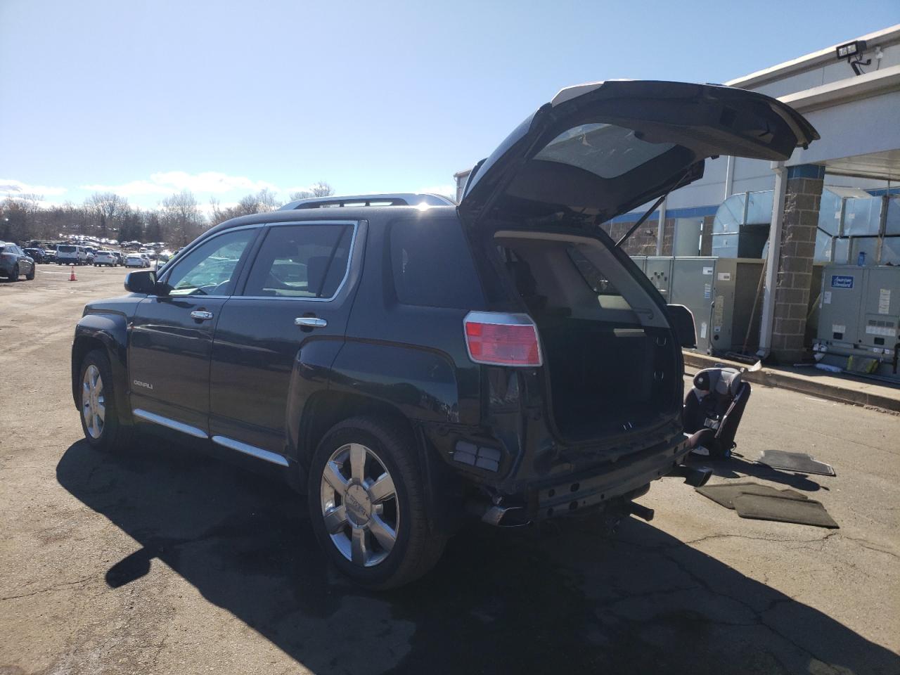 2014 GMC Terrain - Image 2