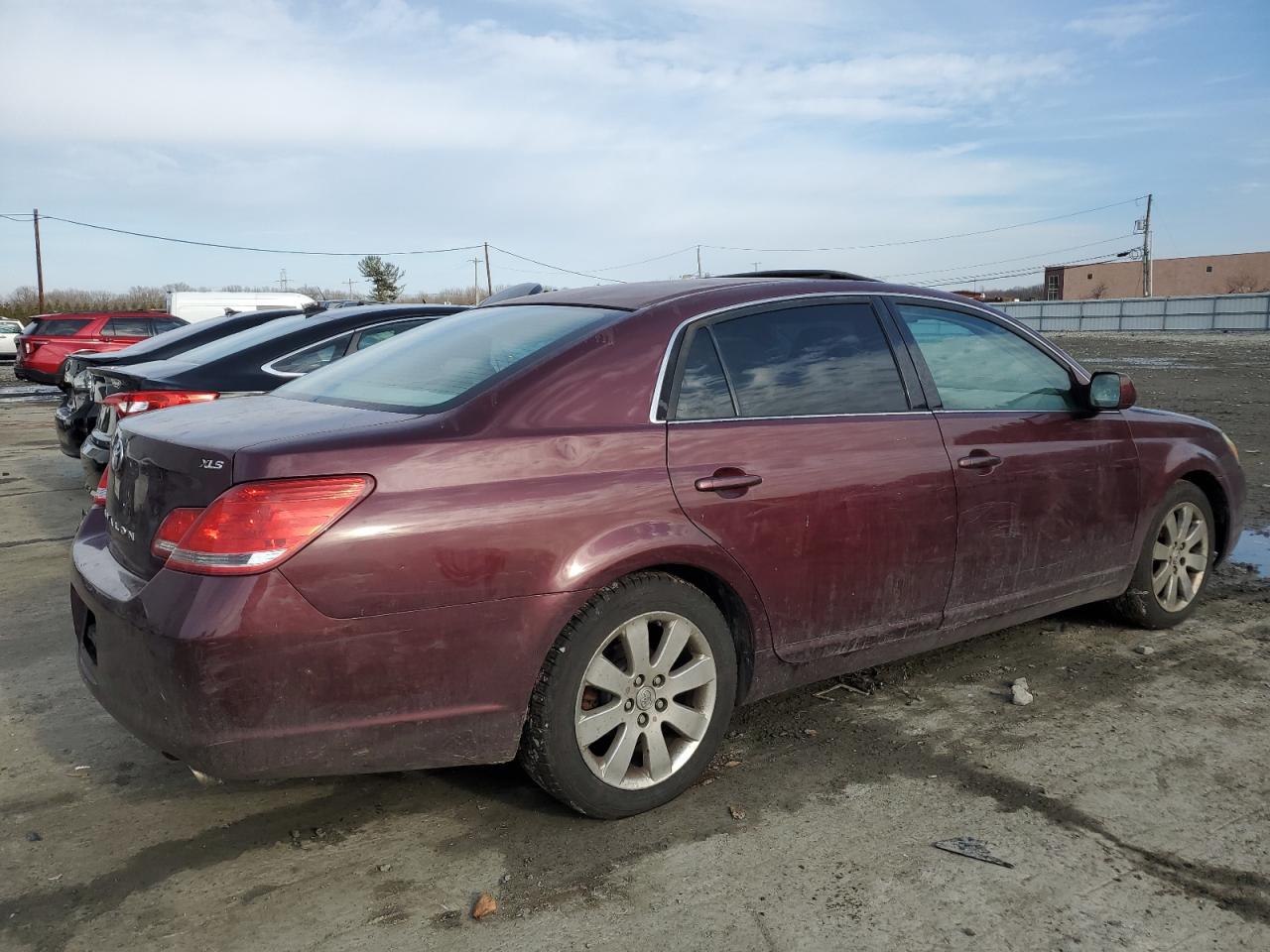 2006 Toyota Avalon - Image 3