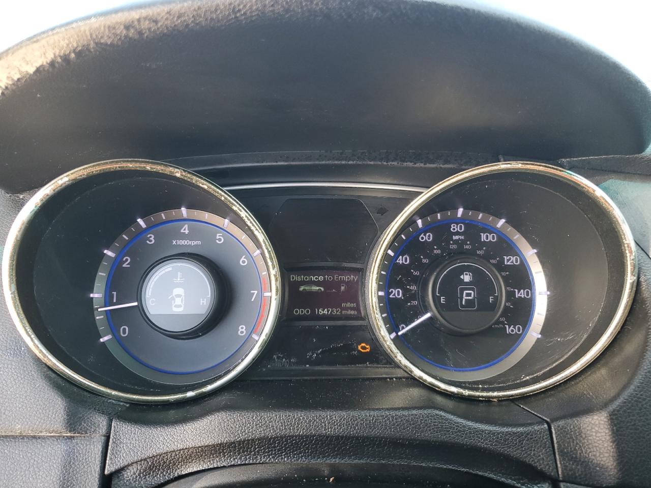2011 Hyundai Sonata - Image 9