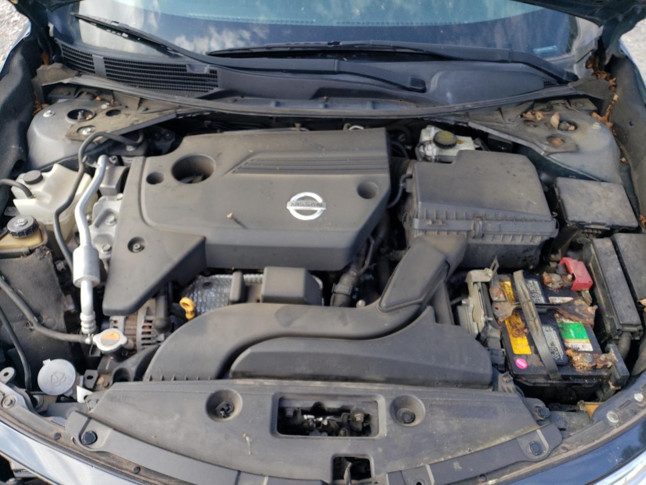 2013 Nissan Altima - Image 12