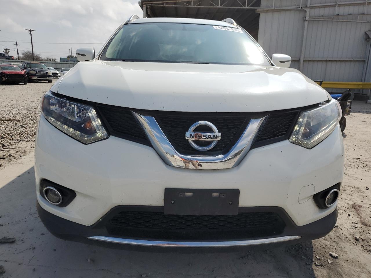 2016 Nissan Rogue - Image 5