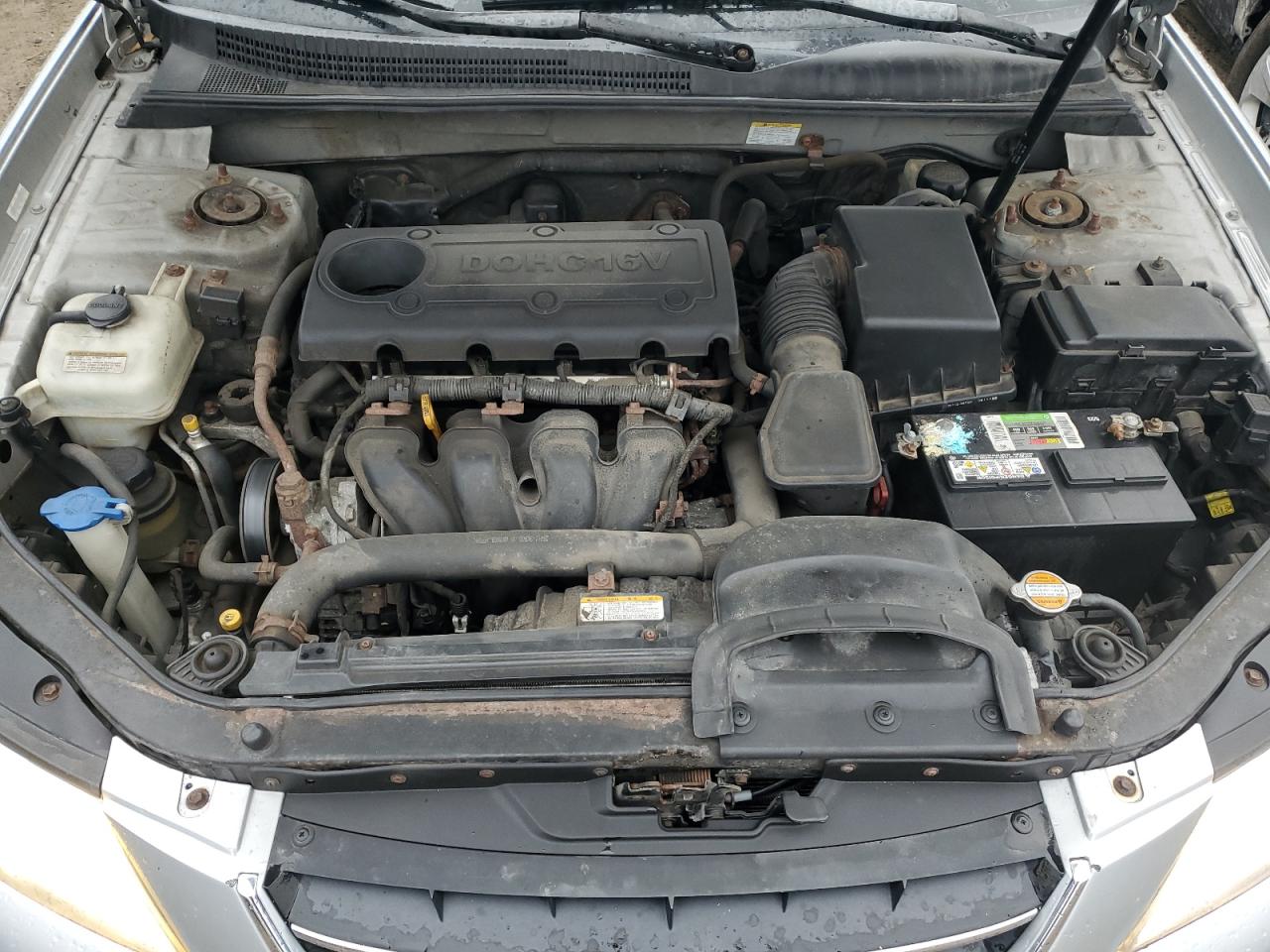2009 Hyundai Sonata - Image 11