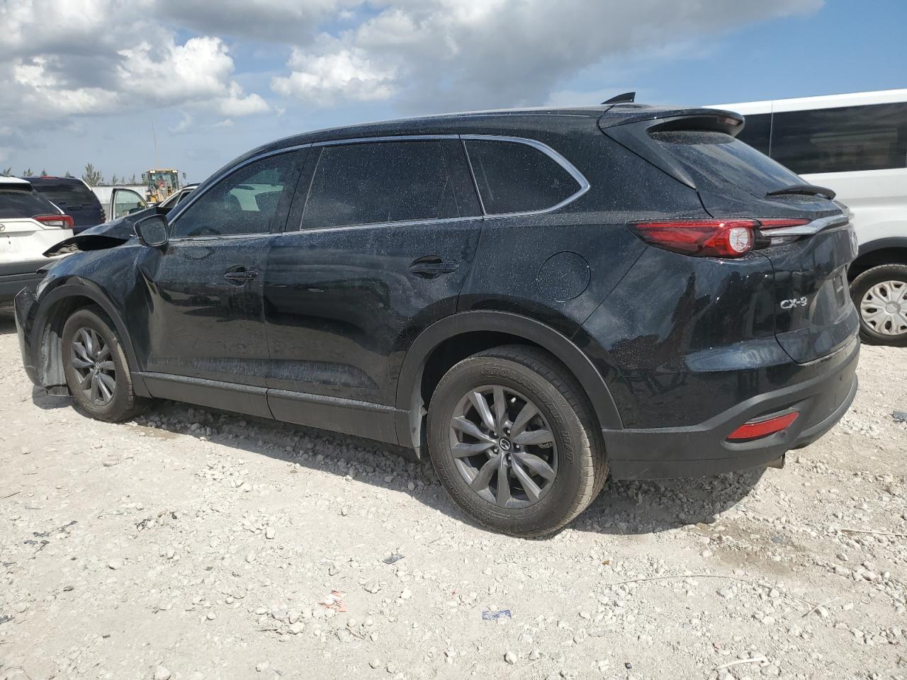 2021 Mazda CX-9 - Image 2