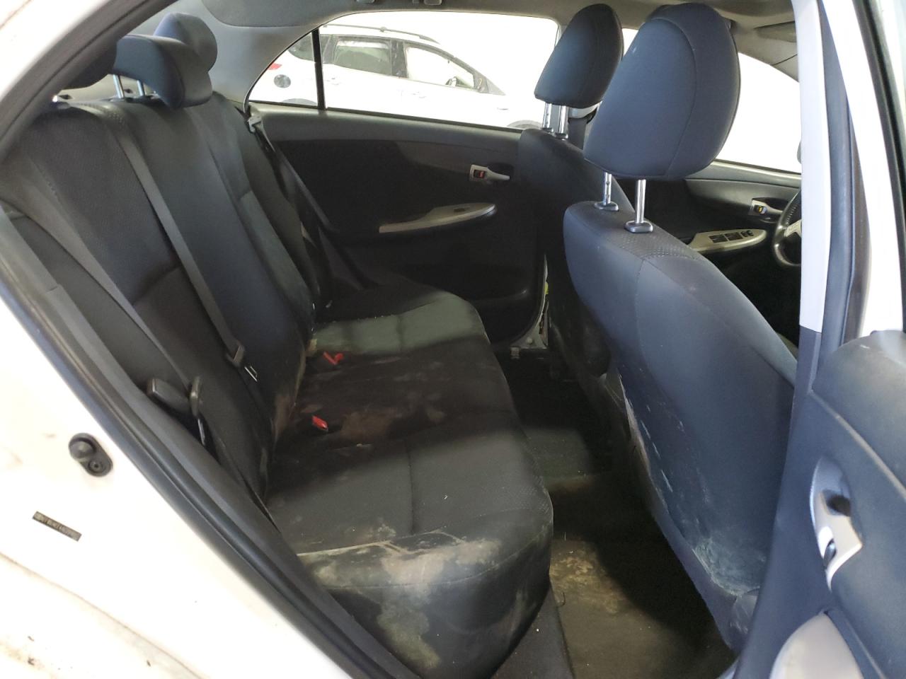 2010 Toyota Corolla - Image 10
