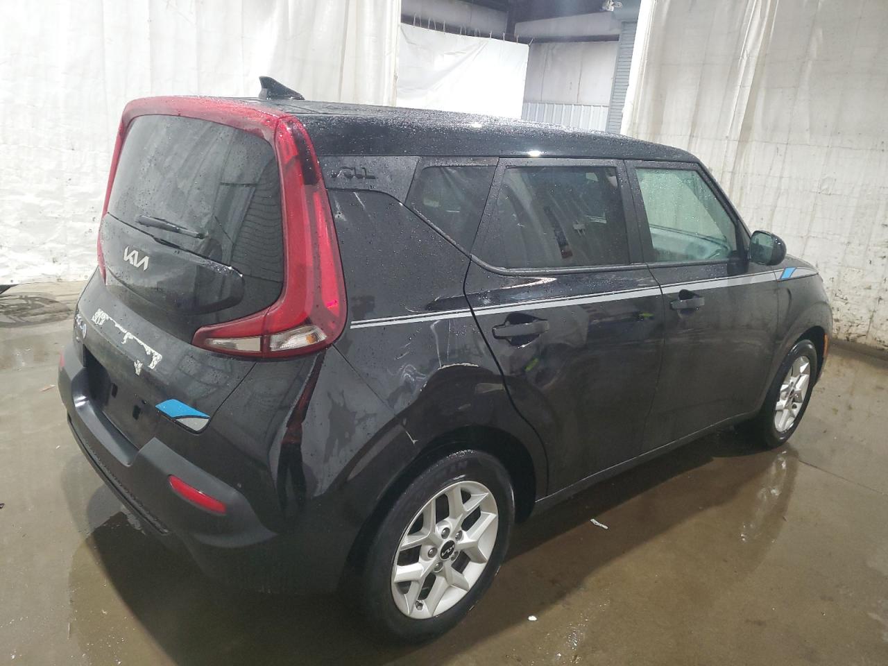 2022 Kia Soul - Image 3