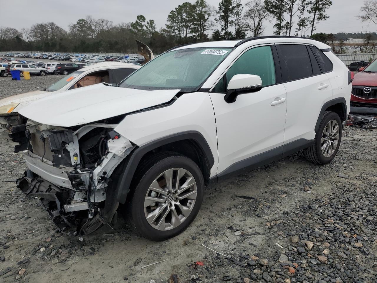2019 Toyota RAV 4 - Image 1