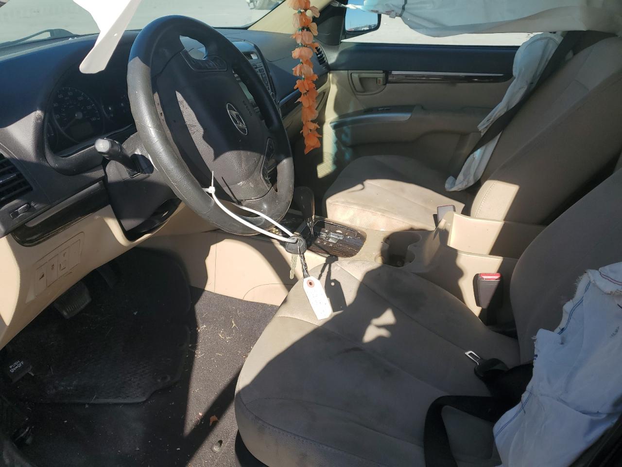 2012 Hyundai Santa Fe - Image 7