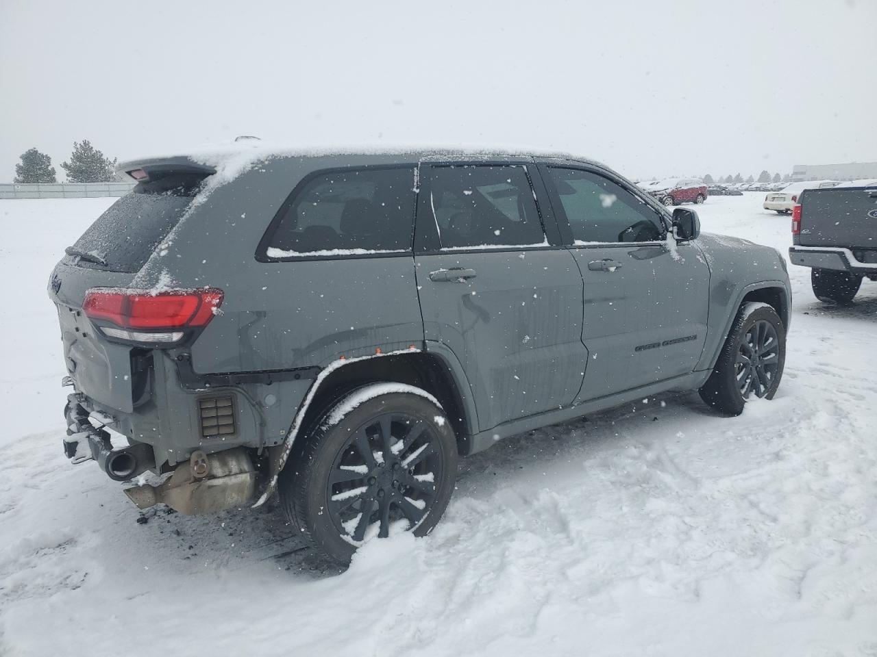 2021 Jeep Grand Cherokee - Image 3