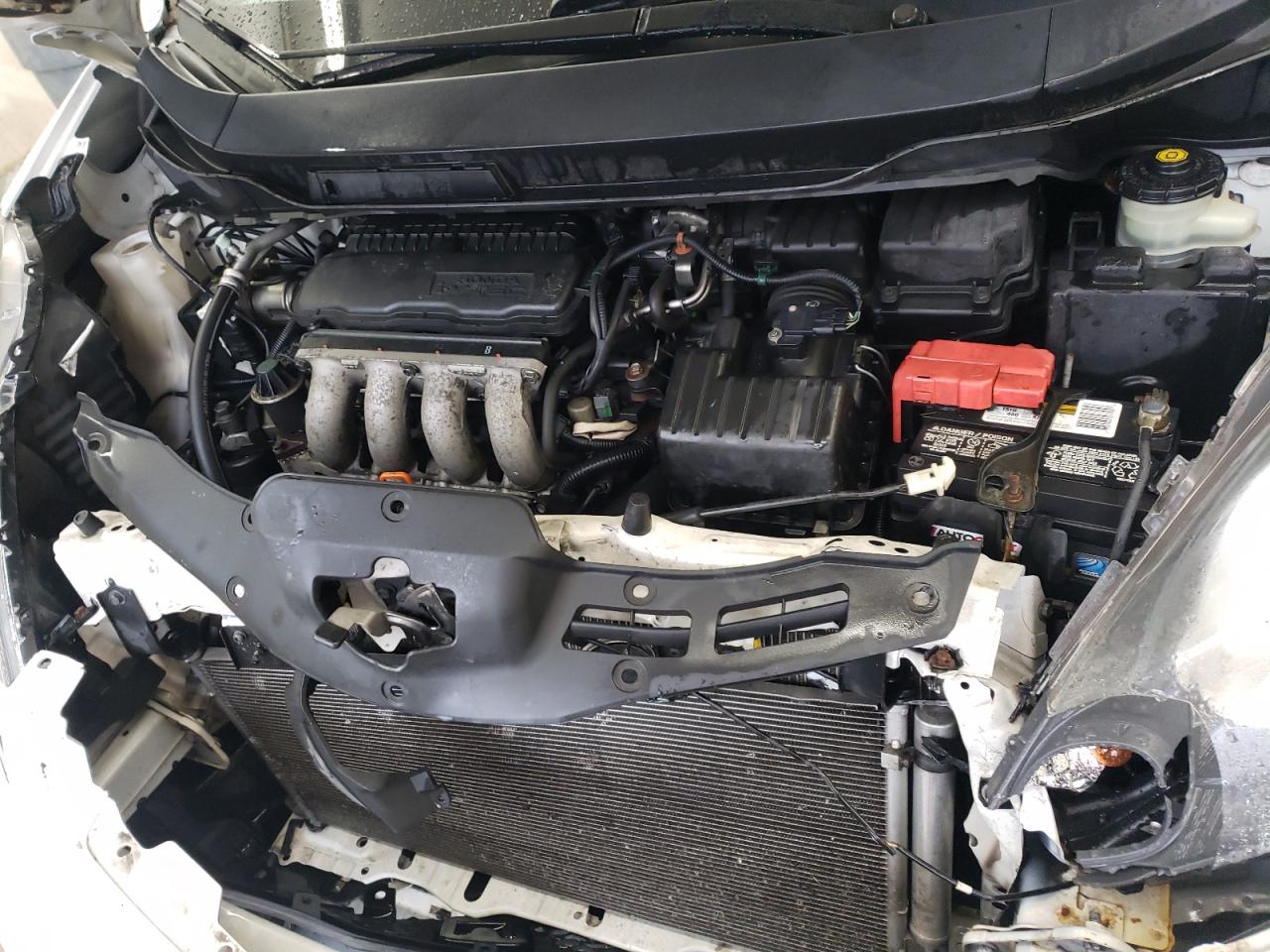 2011 Honda Fit - Image 13