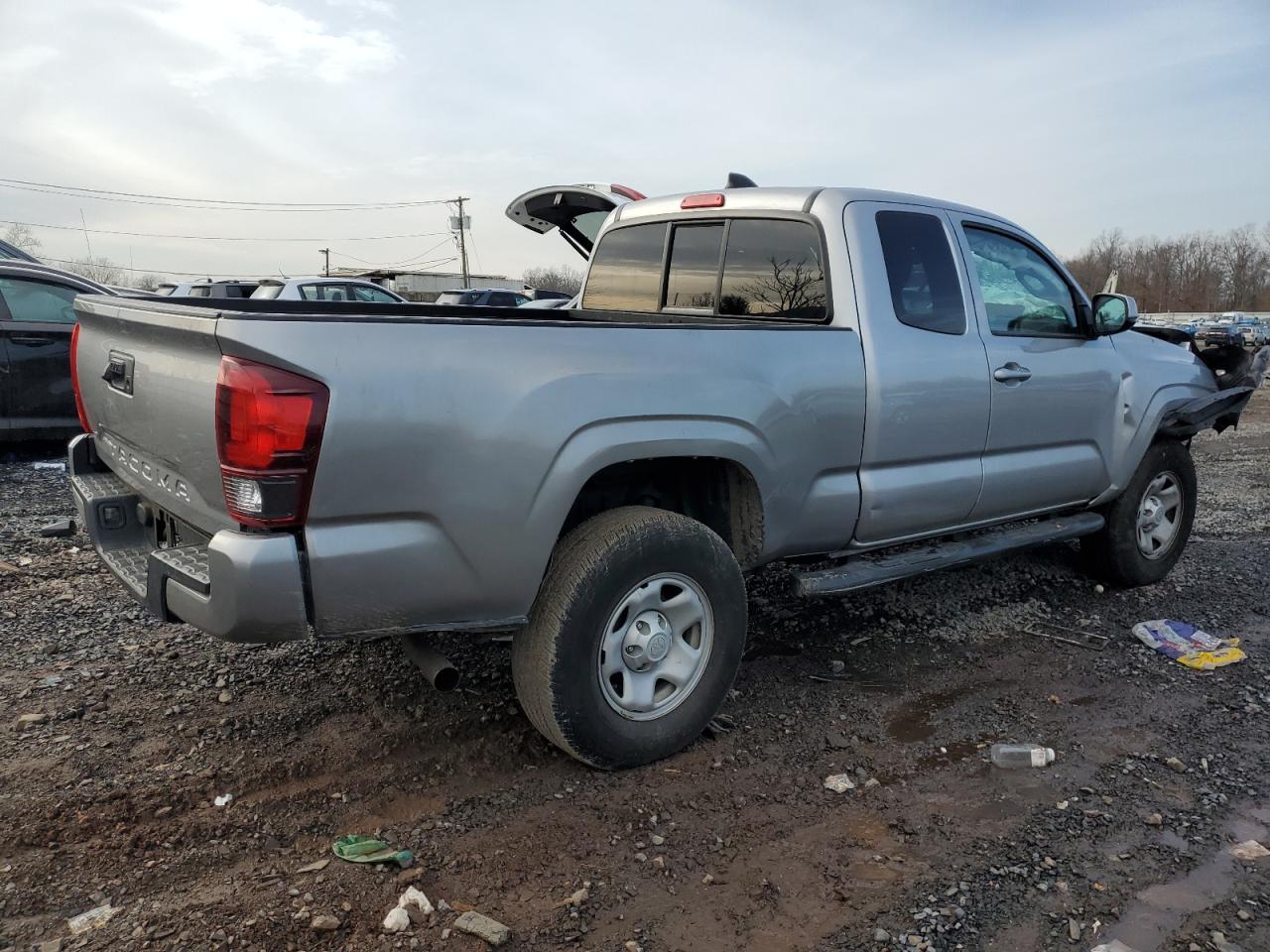 2020 Toyota Tacoma - Image 3