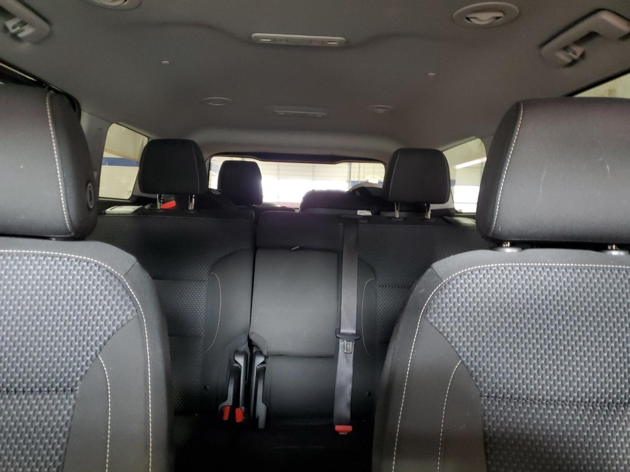 2021 GMC Acadia - Image 10