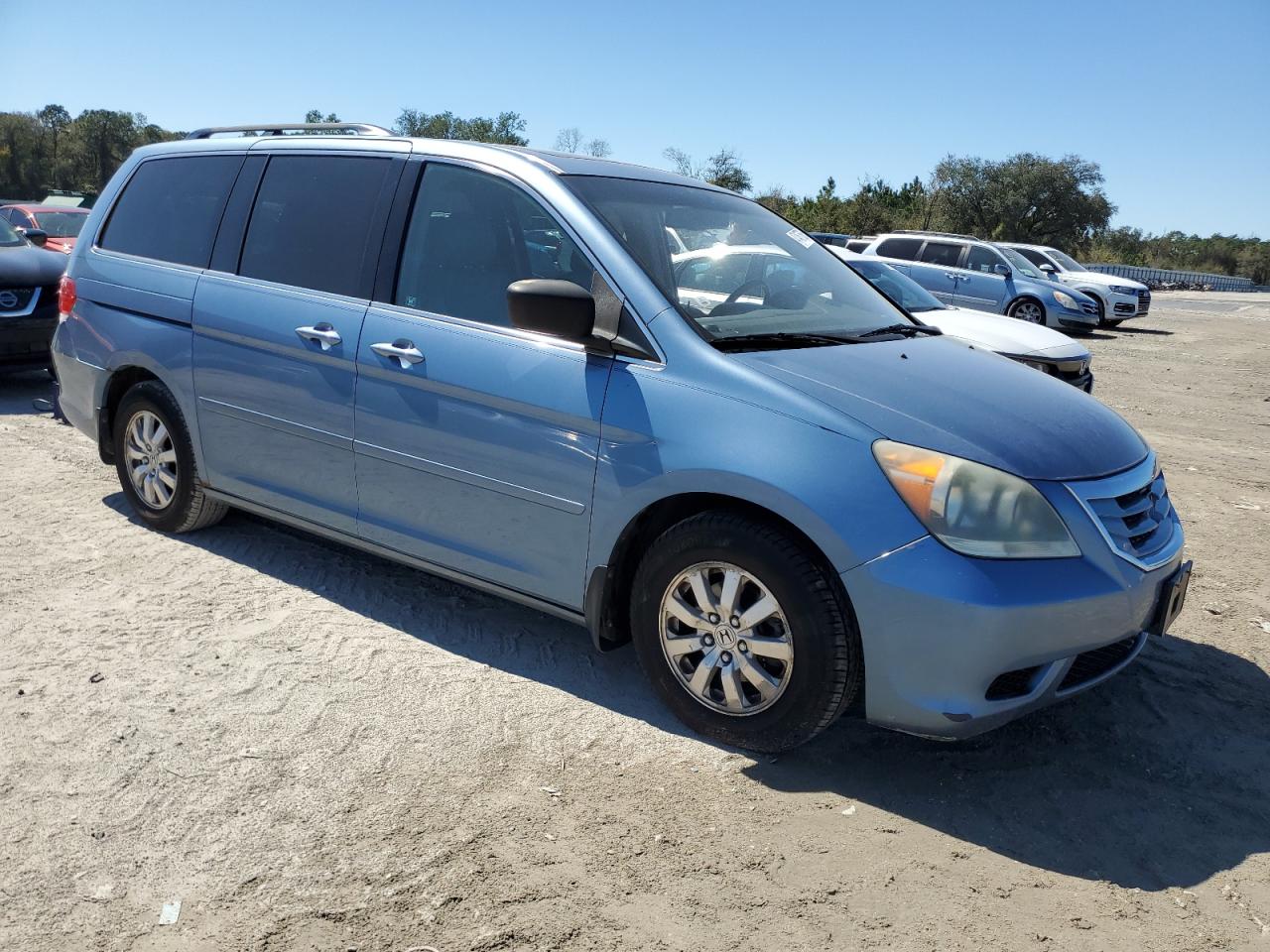 2010 Honda Odyssey - Image 4