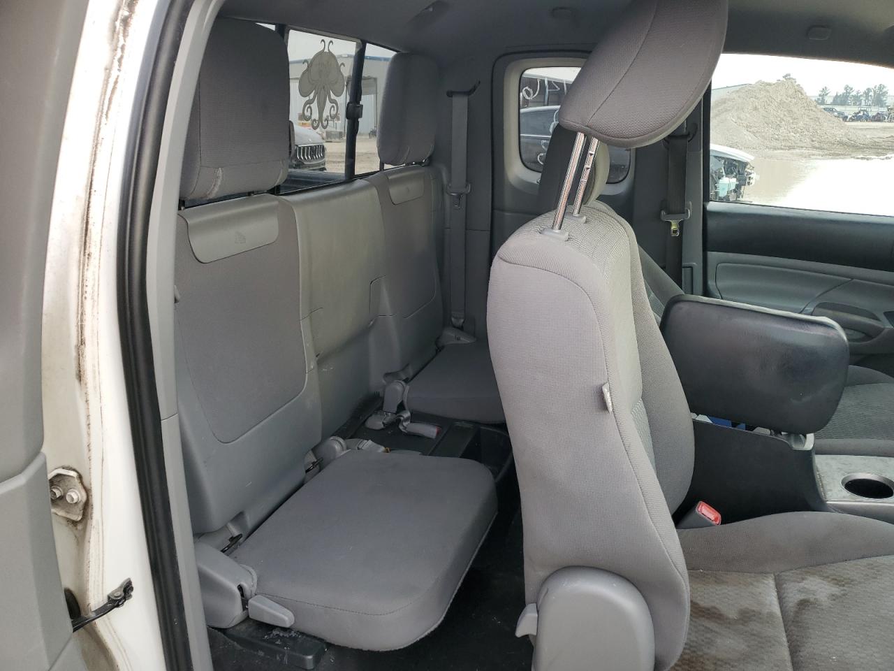 2012 Toyota Tacoma - Image 10