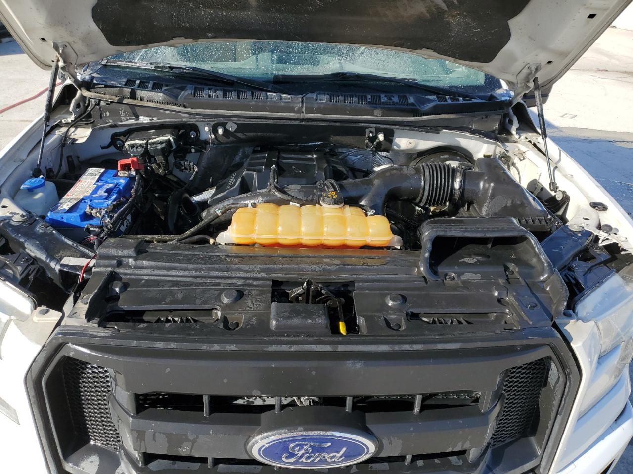 2015 Ford F-150 - Image 11