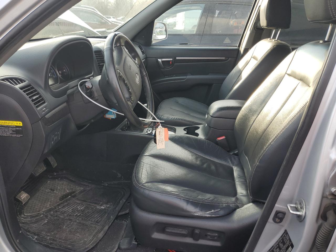 2009 Hyundai Santa Fe - Image 7