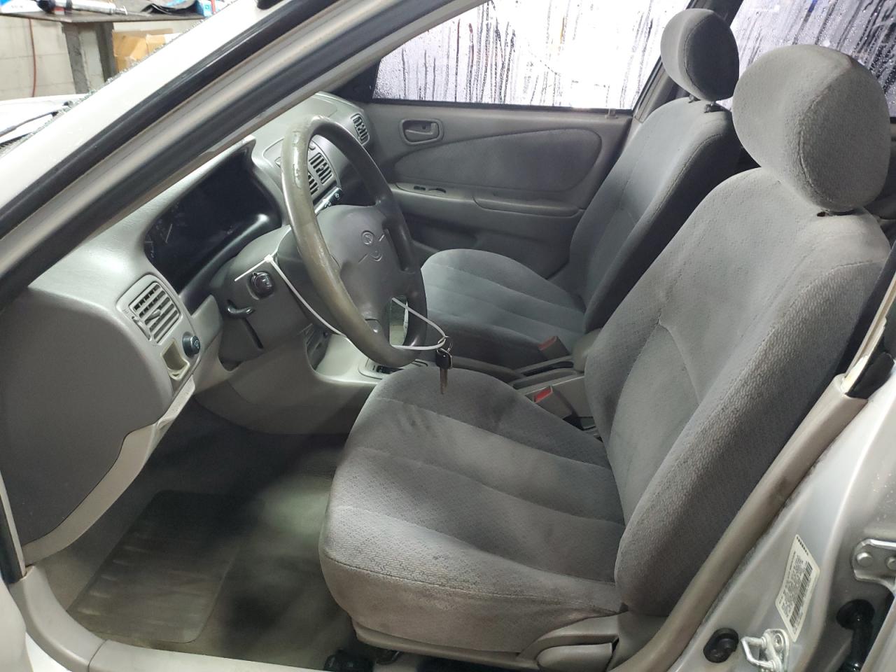 2000 Toyota Corolla - Image 7