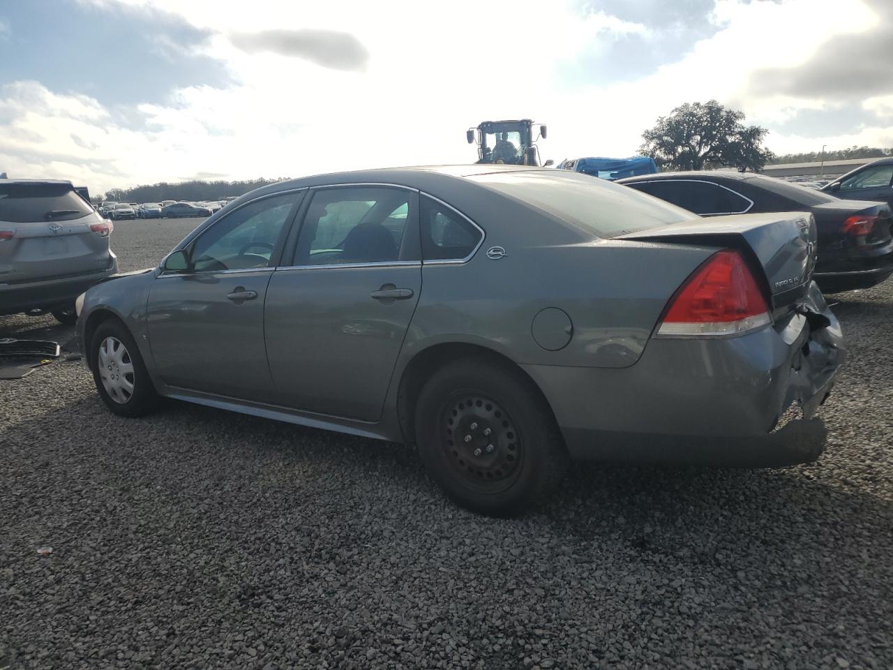 2009 Chevrolet Impala - Image 2