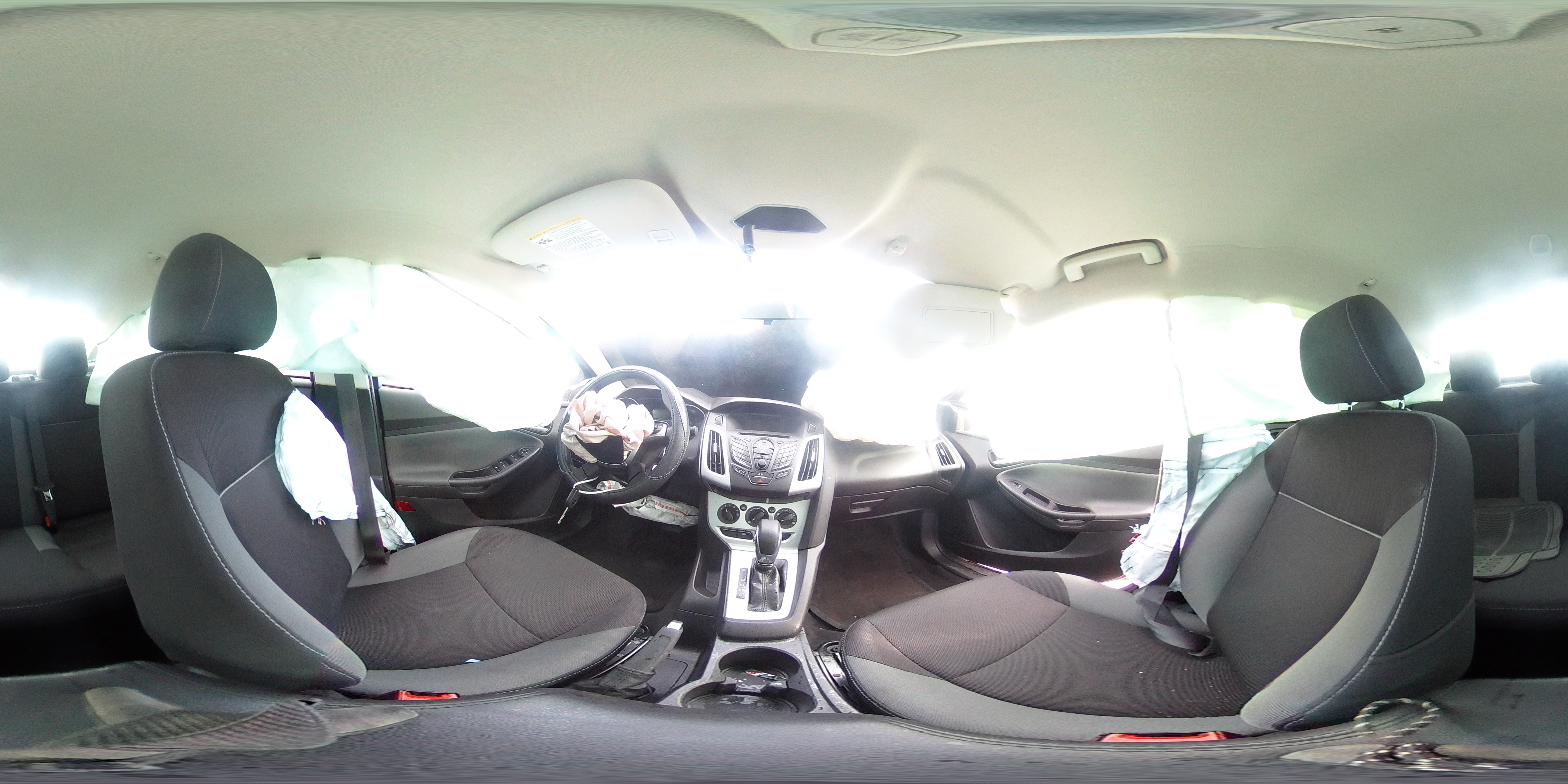 2014 Ford Focus - Image 13