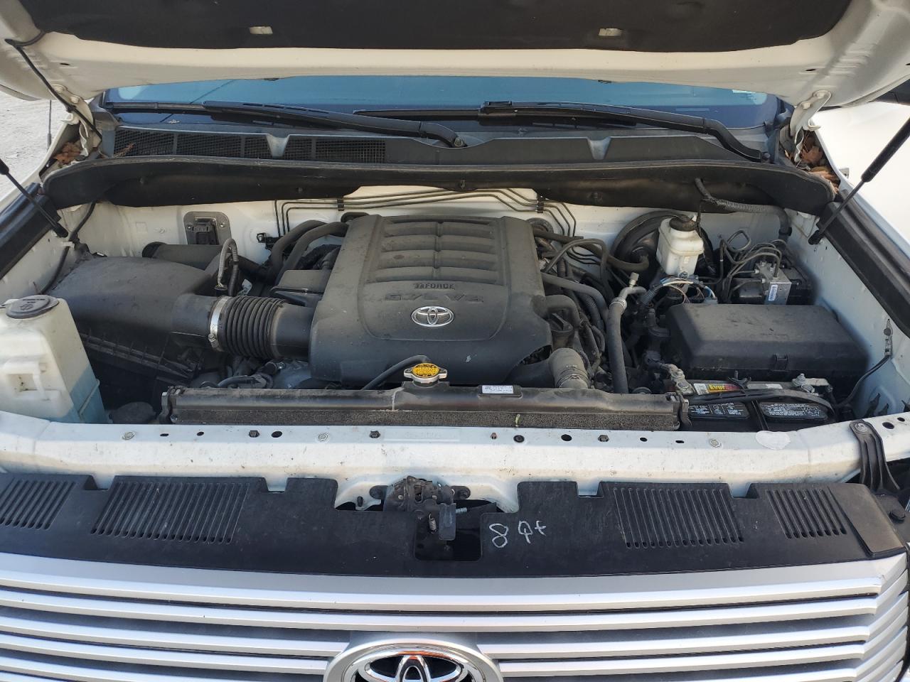 2016 Toyota Tundra - Image 12