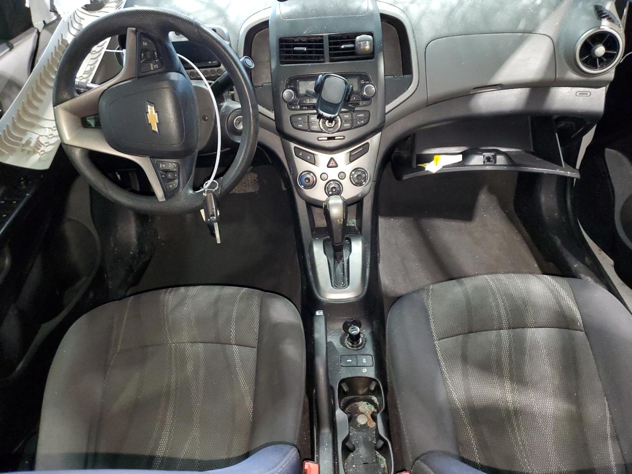 2014 Chevrolet Sonic - Image 8