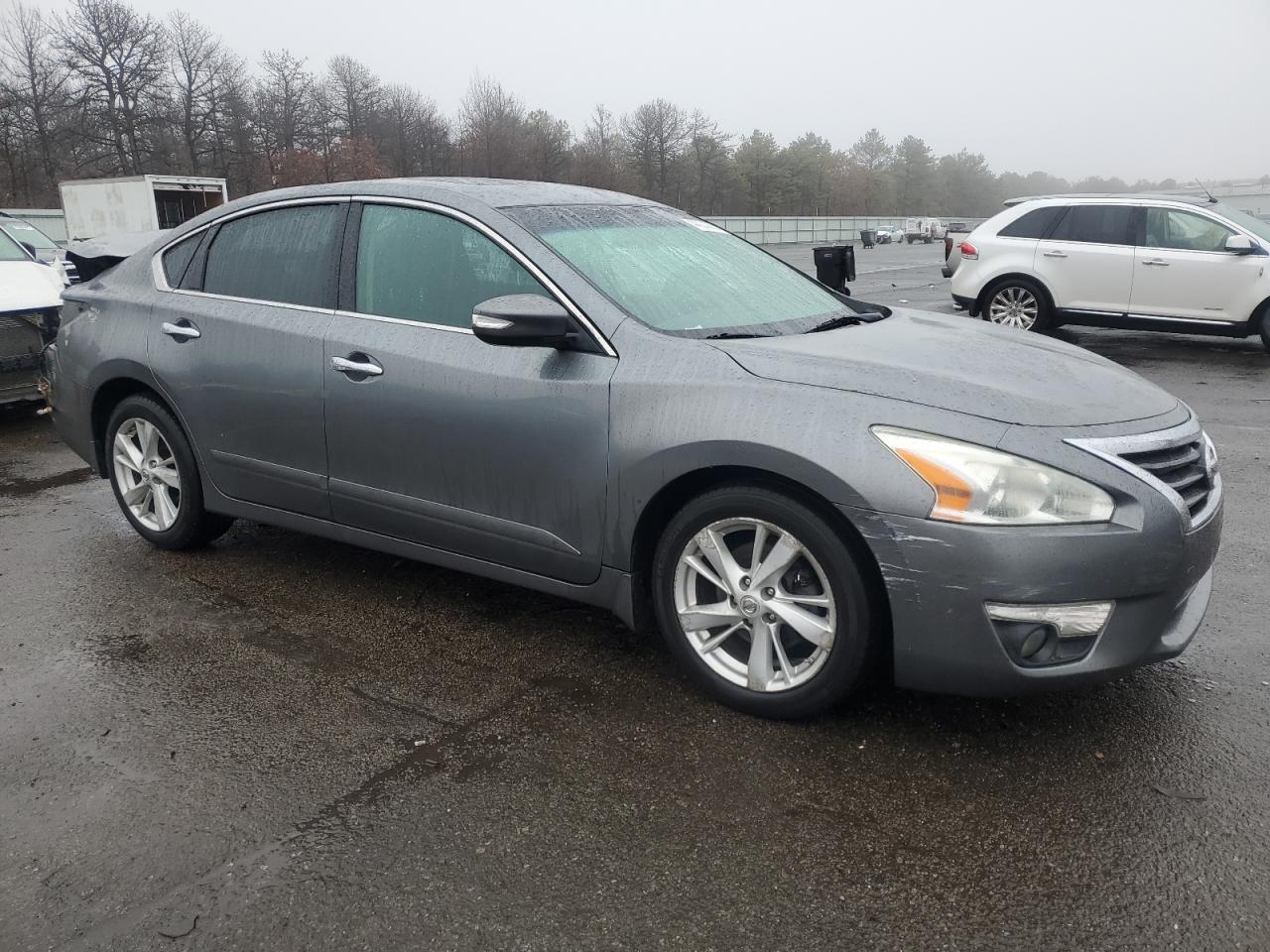 2015 Nissan Altima - Image 4