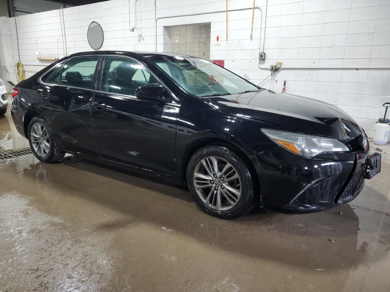 2015 Toyota Camry - Image 4