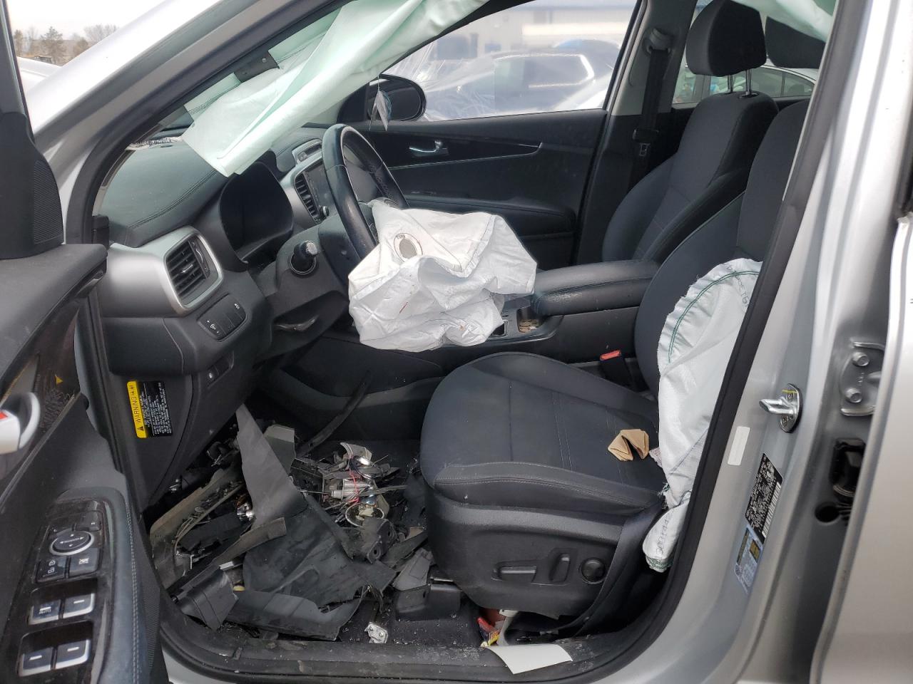 2018 Kia Sorento - Image 7