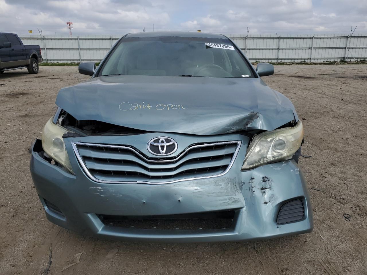2011 Toyota Camry - Image 5