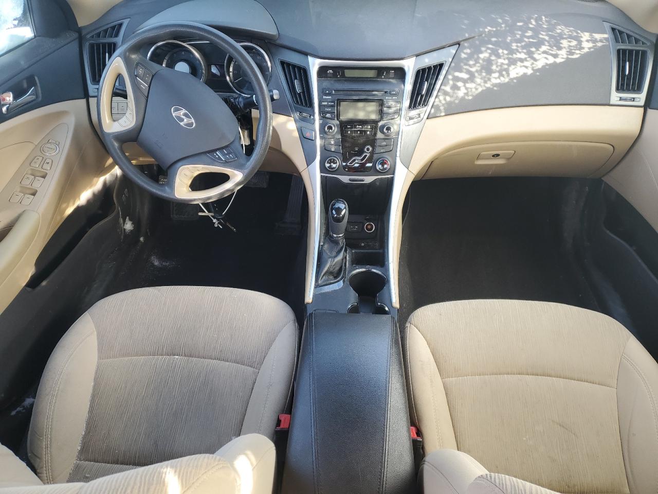 2013 Hyundai Sonata - Image 8