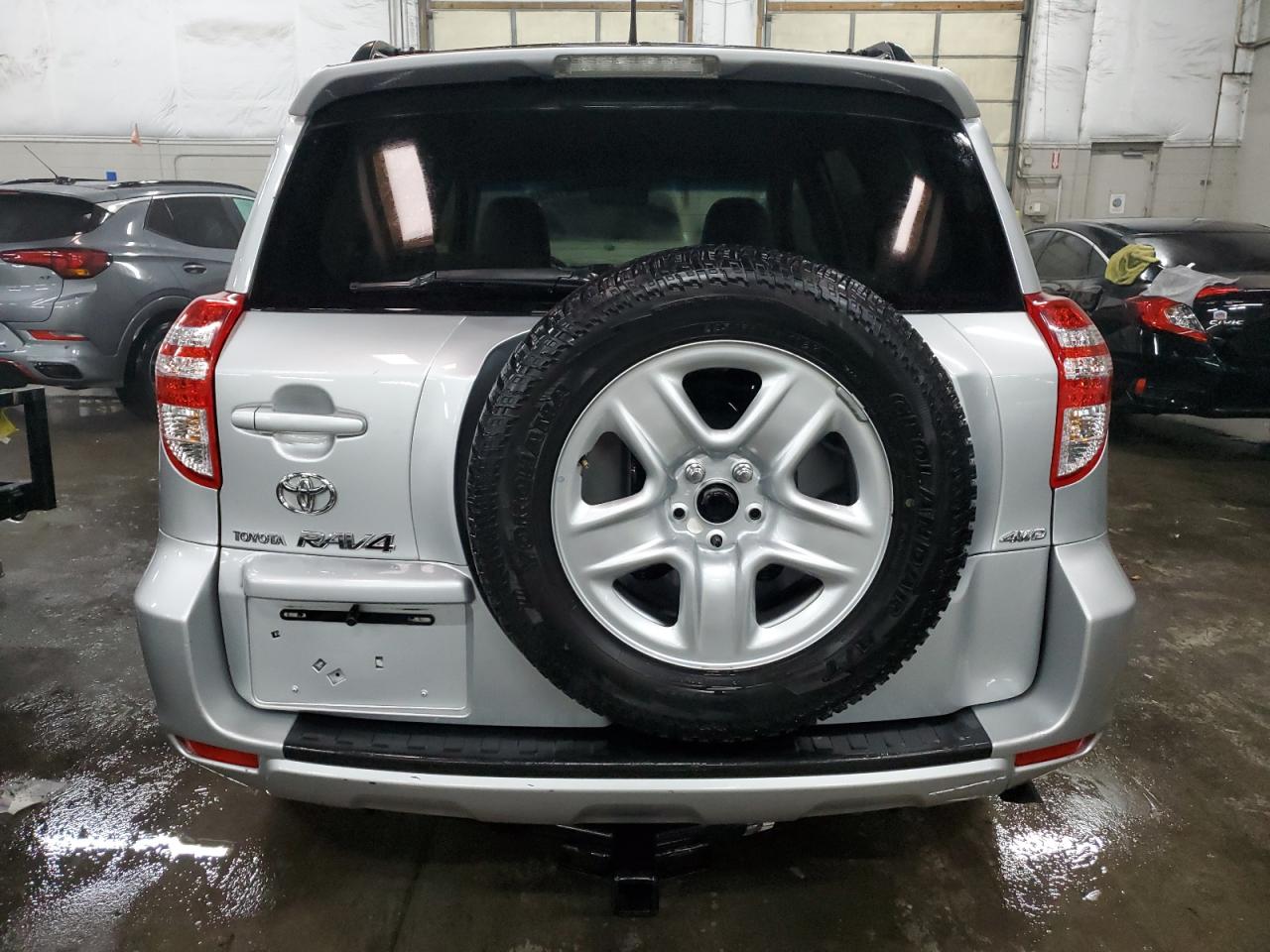 2009 Toyota RAV 4 - Image 6