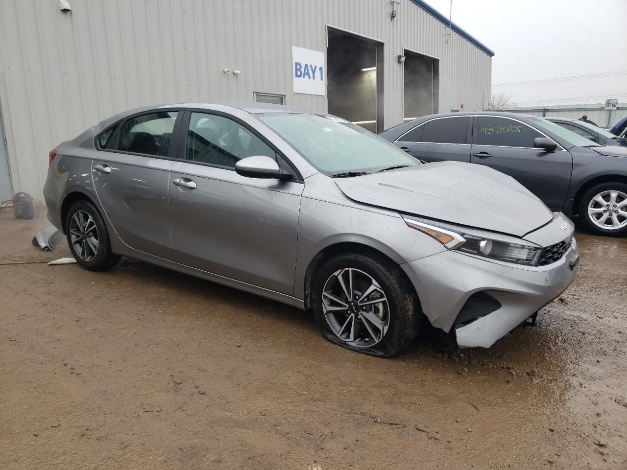 2024 Kia Forte - Image 4