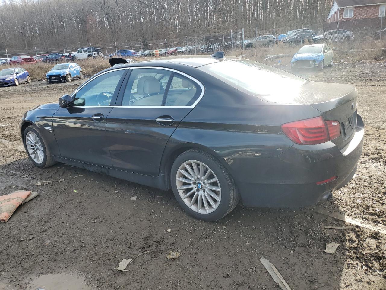 2011 BMW 5er - Image 2