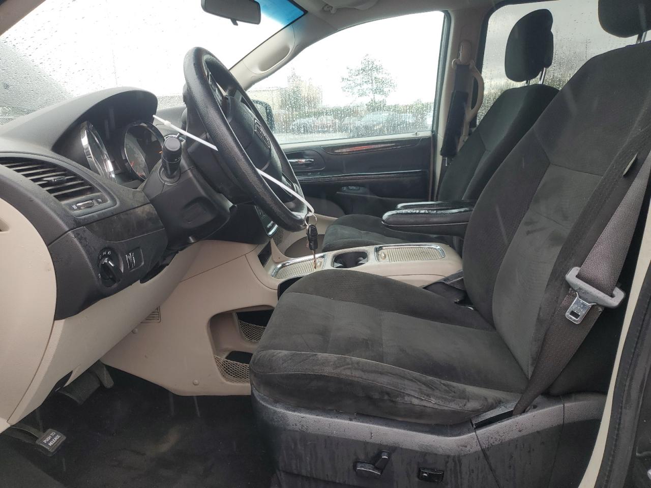 2015 Dodge Caravan - Image 7