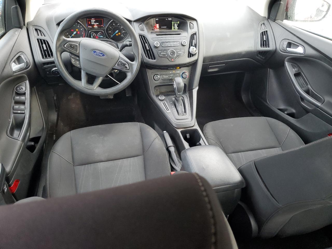 2017 Ford Focus - Image 8