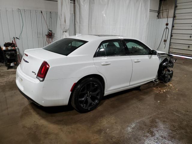  CHRYSLER 300 2023 Белый