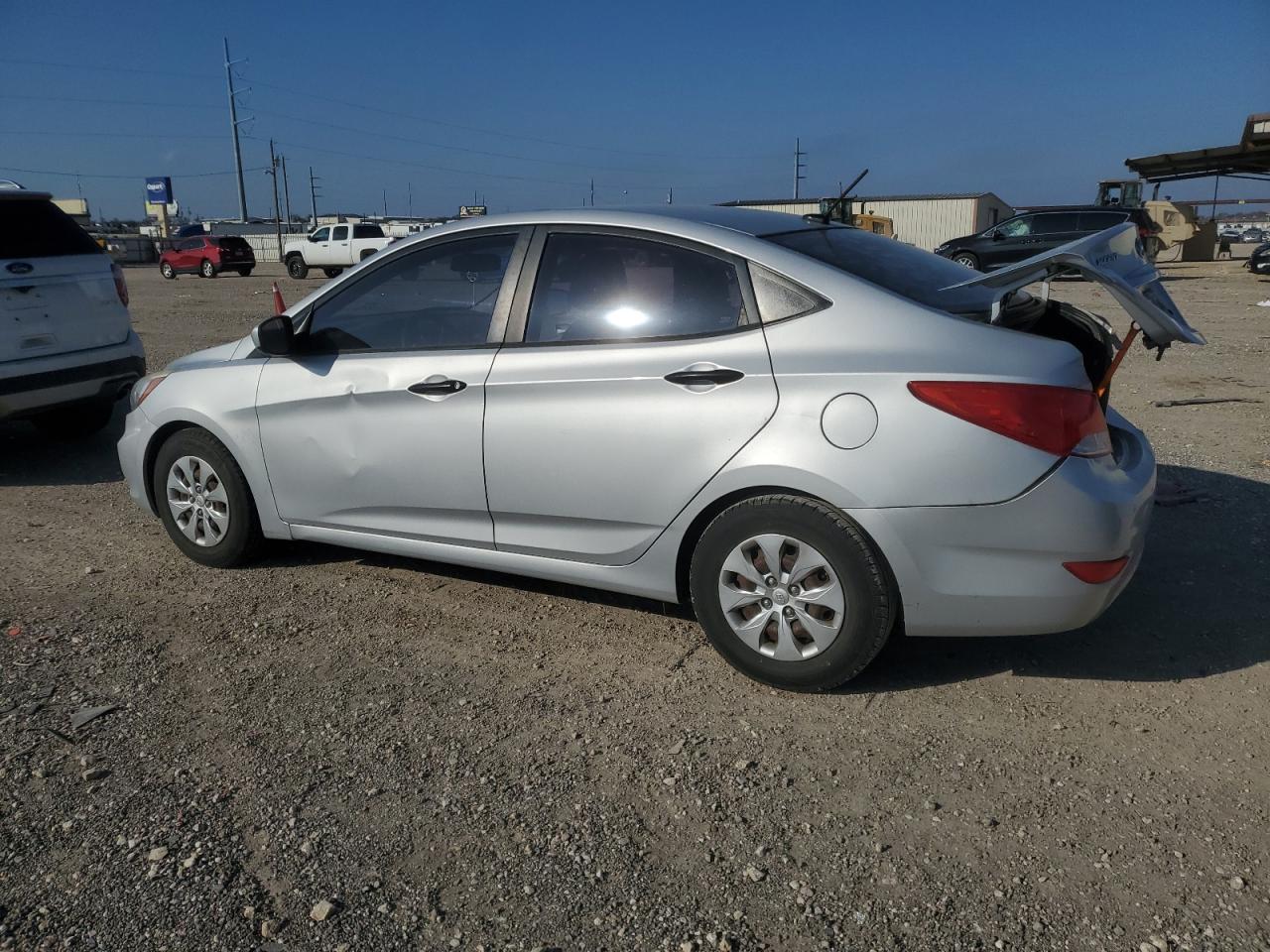 2015 Hyundai Accent - Image 2