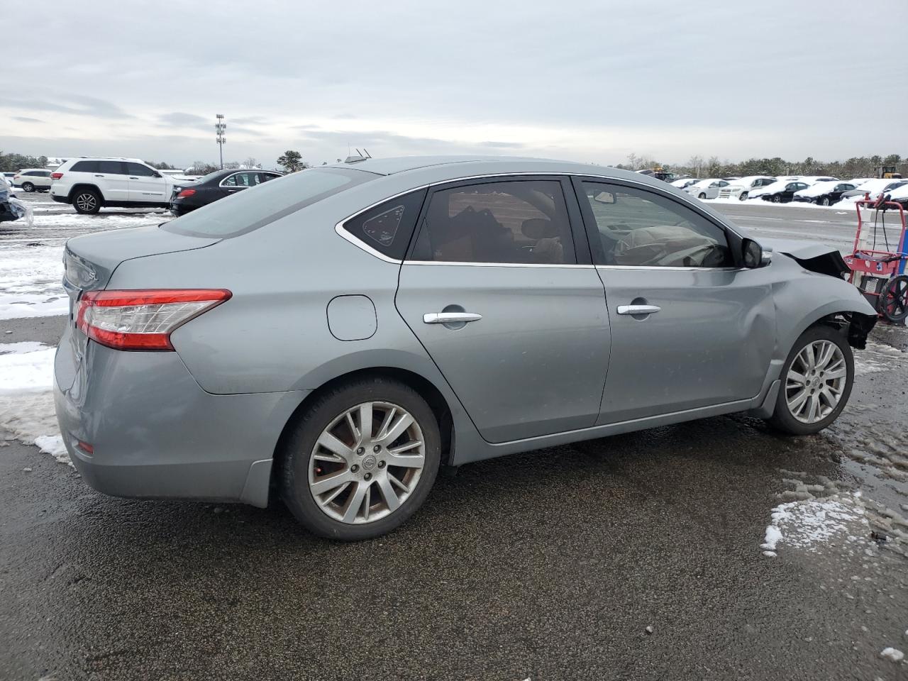 2013 Nissan Sentra - Image 3