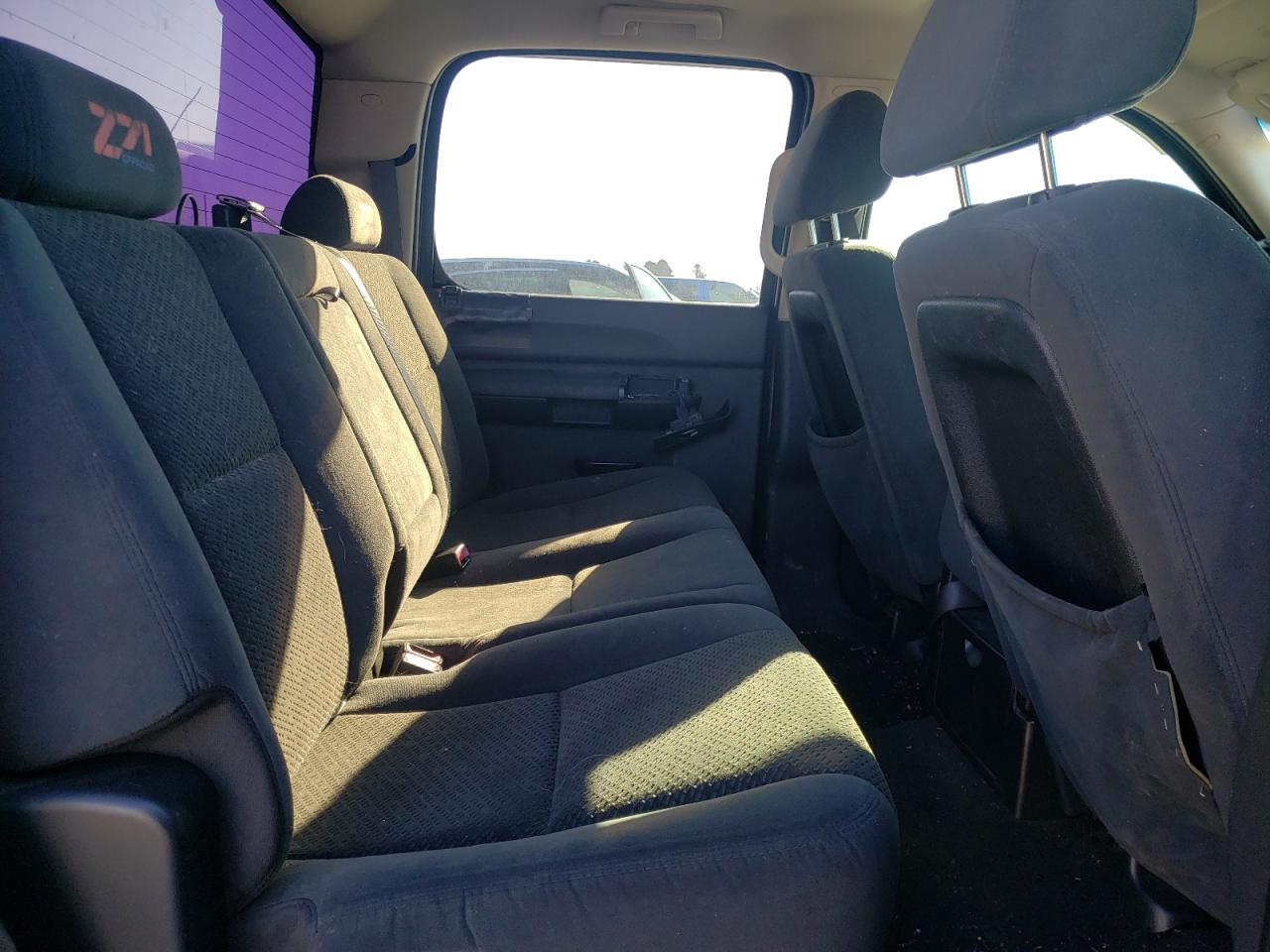 2007 Chevrolet Silverado - Image 10