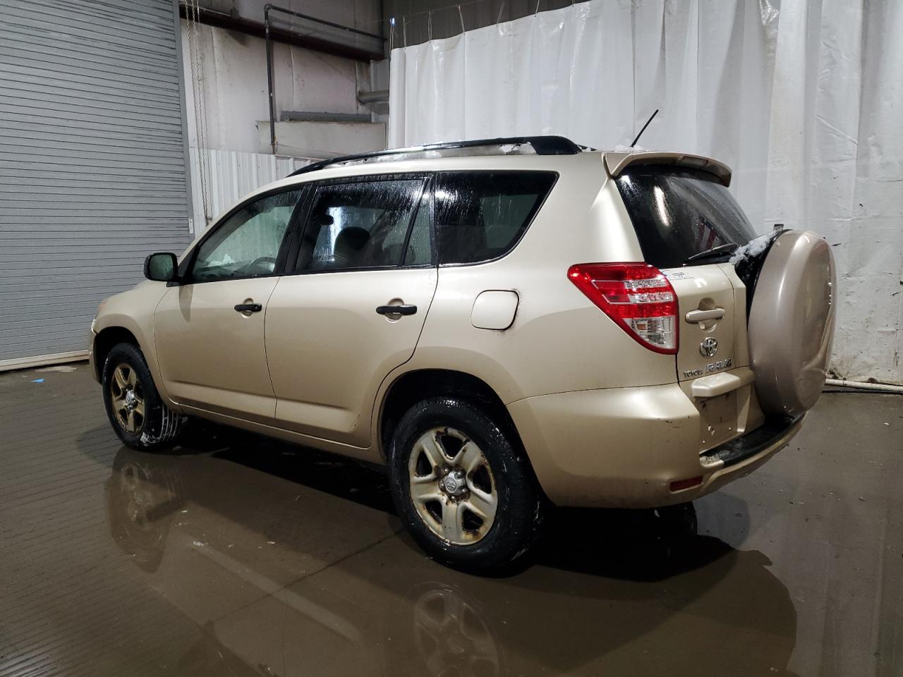2010 Toyota RAV 4 - Image 2