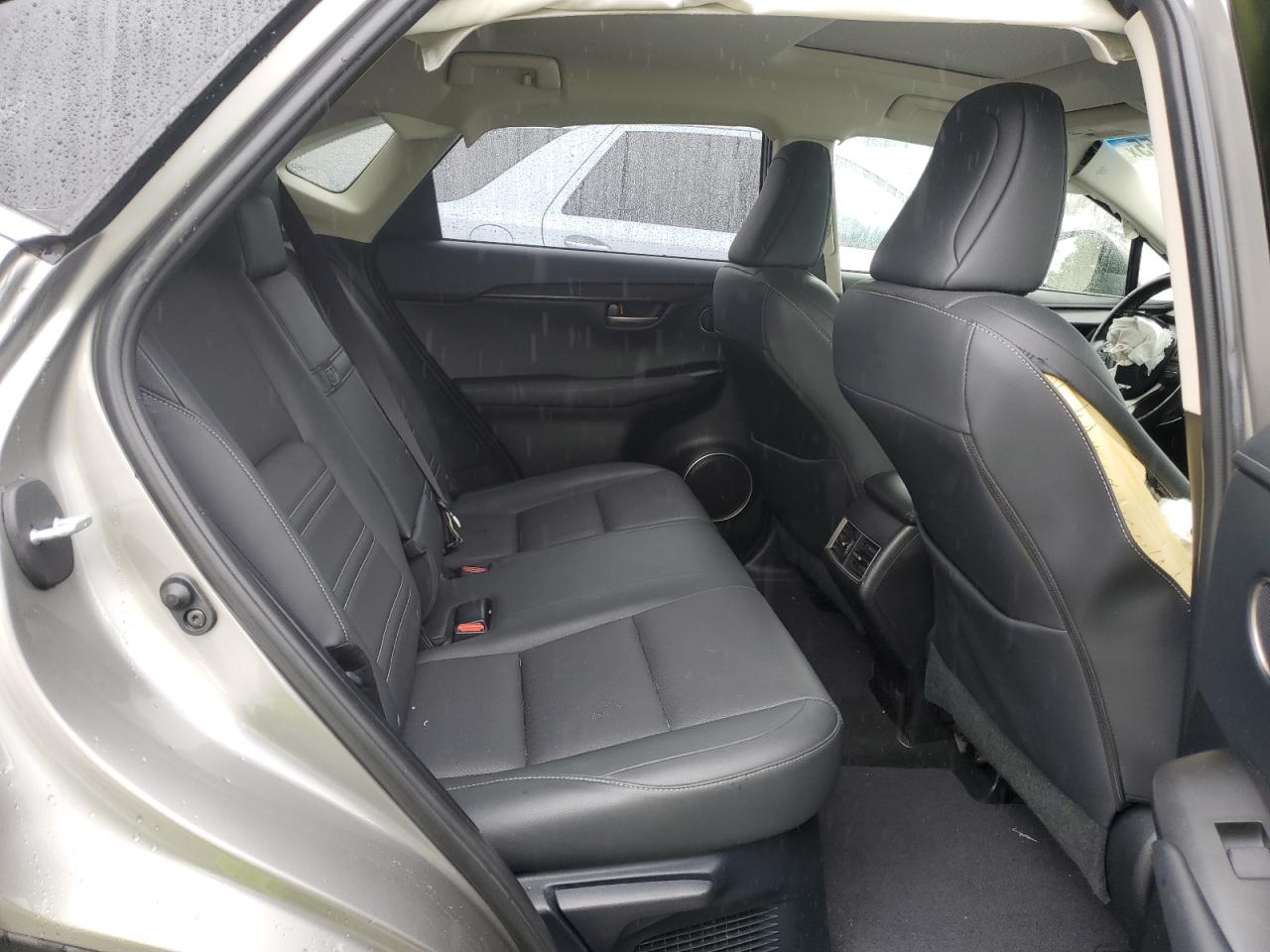 2017 Lexus NX - Image 11