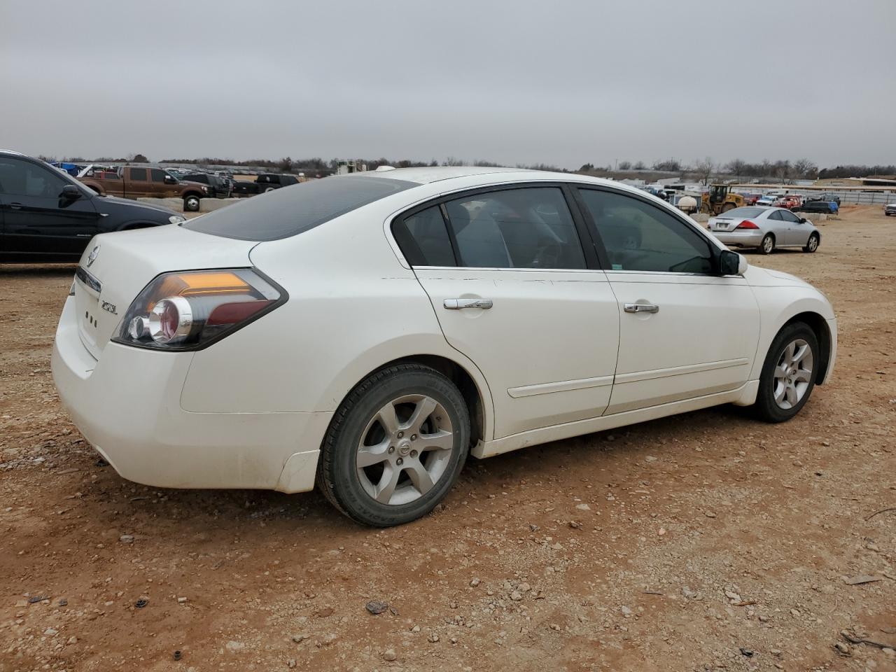 2009 Nissan Altima - Image 3